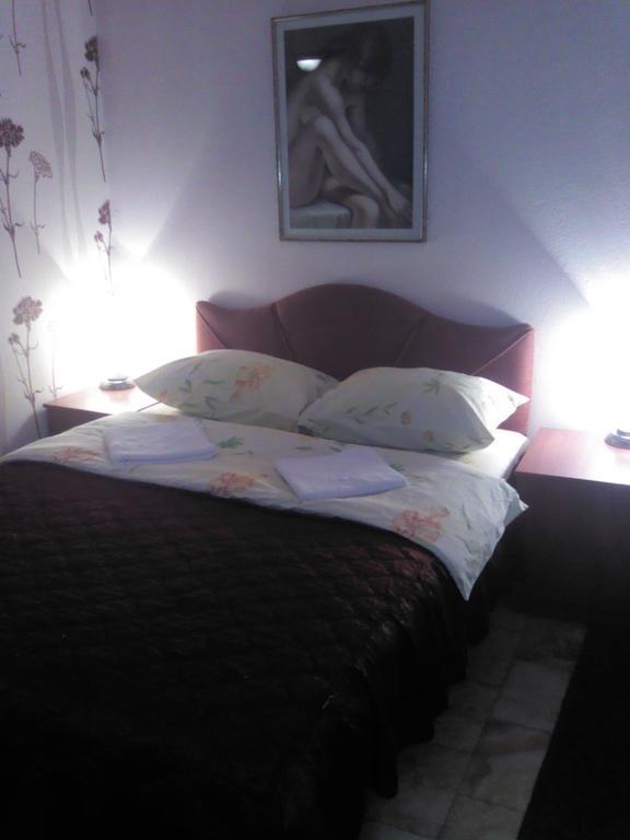Vila Ani Skopje Zewnętrze zdjęcie